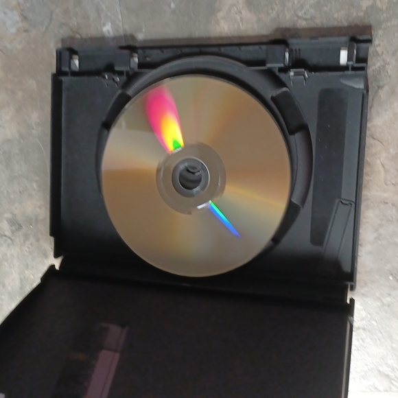 Perfect Stranger WS DVD - Picture 4 of 10